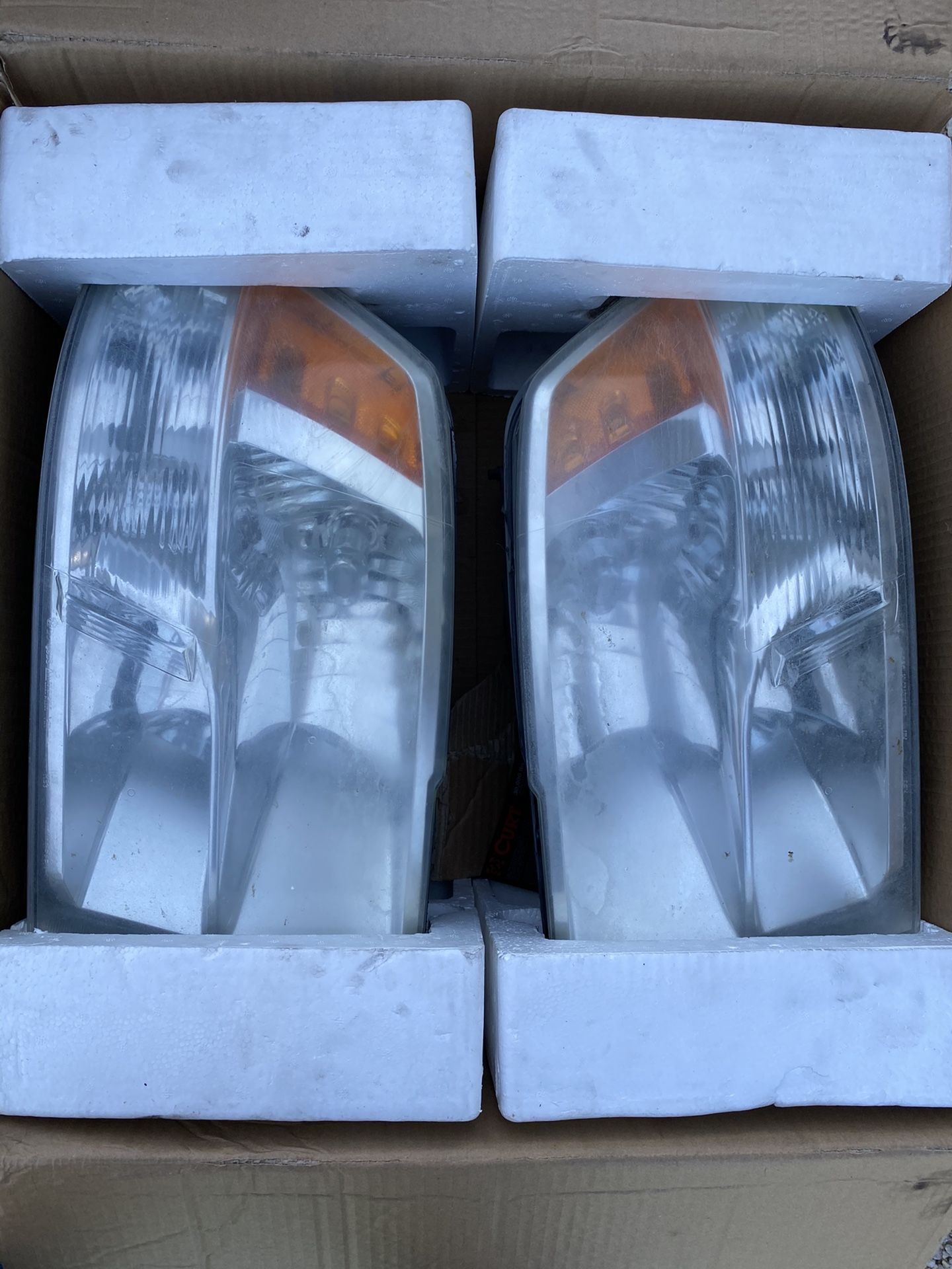 RAM 2500 / 3500 Headlights