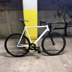 White Fixie Crew Bike