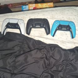 3 Used Ps5 Controllers