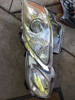 2011 Lexus GS 350 LT headlamp HID
