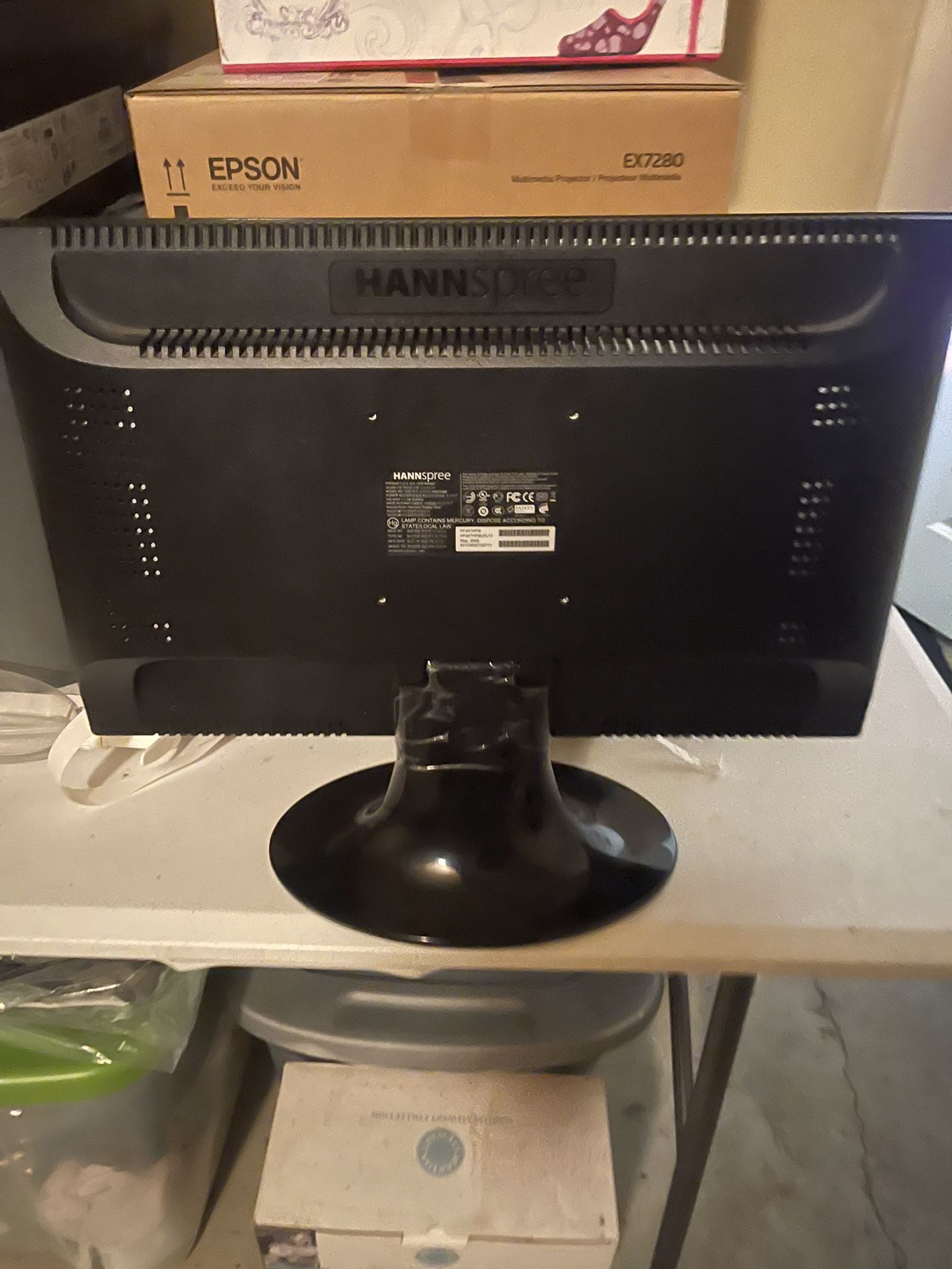 New Hansfree Gaming Monitor