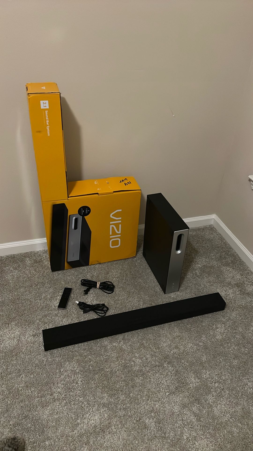 2.1 Vizio Sound Bar System - Excellent Condition