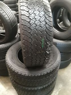All terain goodyear 265/65/17