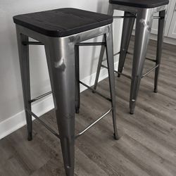 Bar Stools 