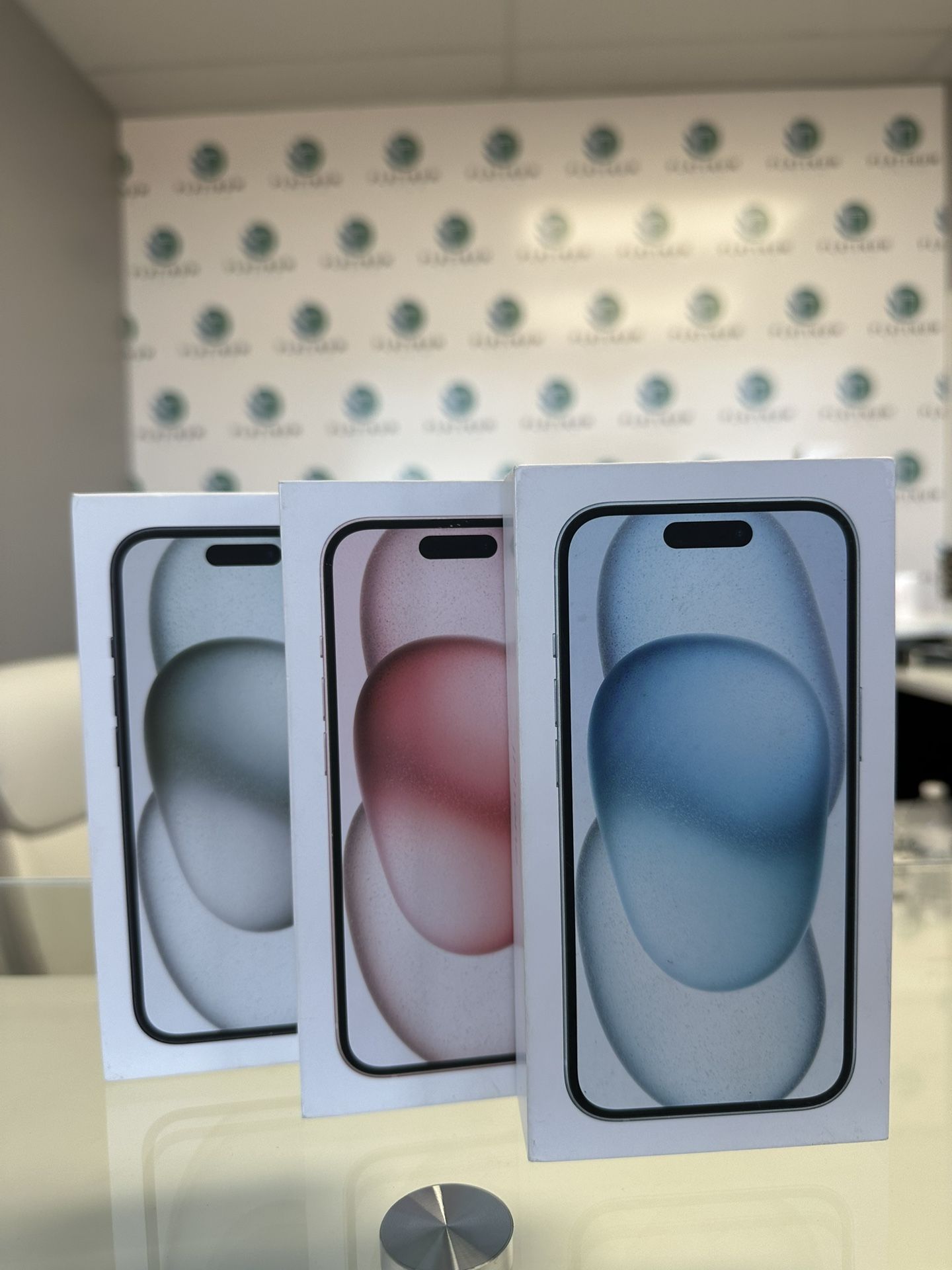 iPhone 15 UNLOCKED 128Gb New !!! ✅📲 Pink Black Blue Any Carrier Any Company!!!