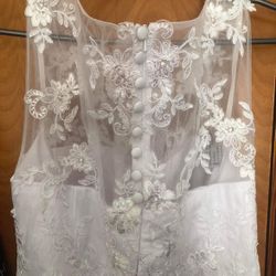 Wedding dress 