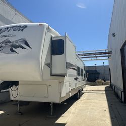 2007 Raptor Toy Hauler