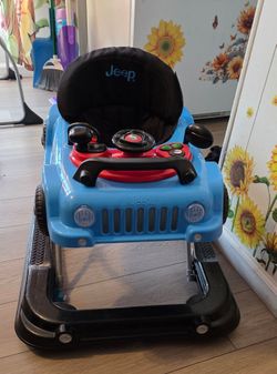 Jeep Classic Wrangler 3-in-1 Grow With Me Walker blue