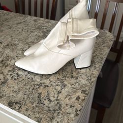 Ankle Booth  Size 9 Medium 