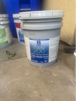 200 Mar Extra white paint (5 gallon)