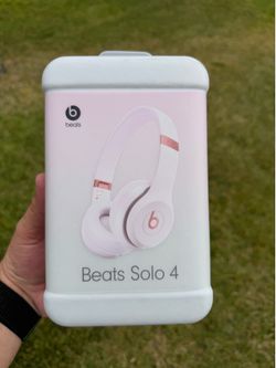 Beats Solo 4