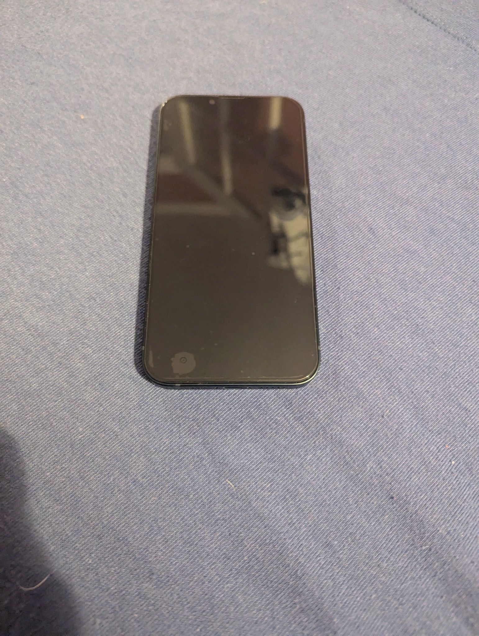 Apple iPhone 13 - Midnight Blue - 128GB - Unlocked - Great Condition