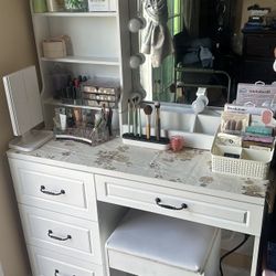 Vanity For Little Girl 