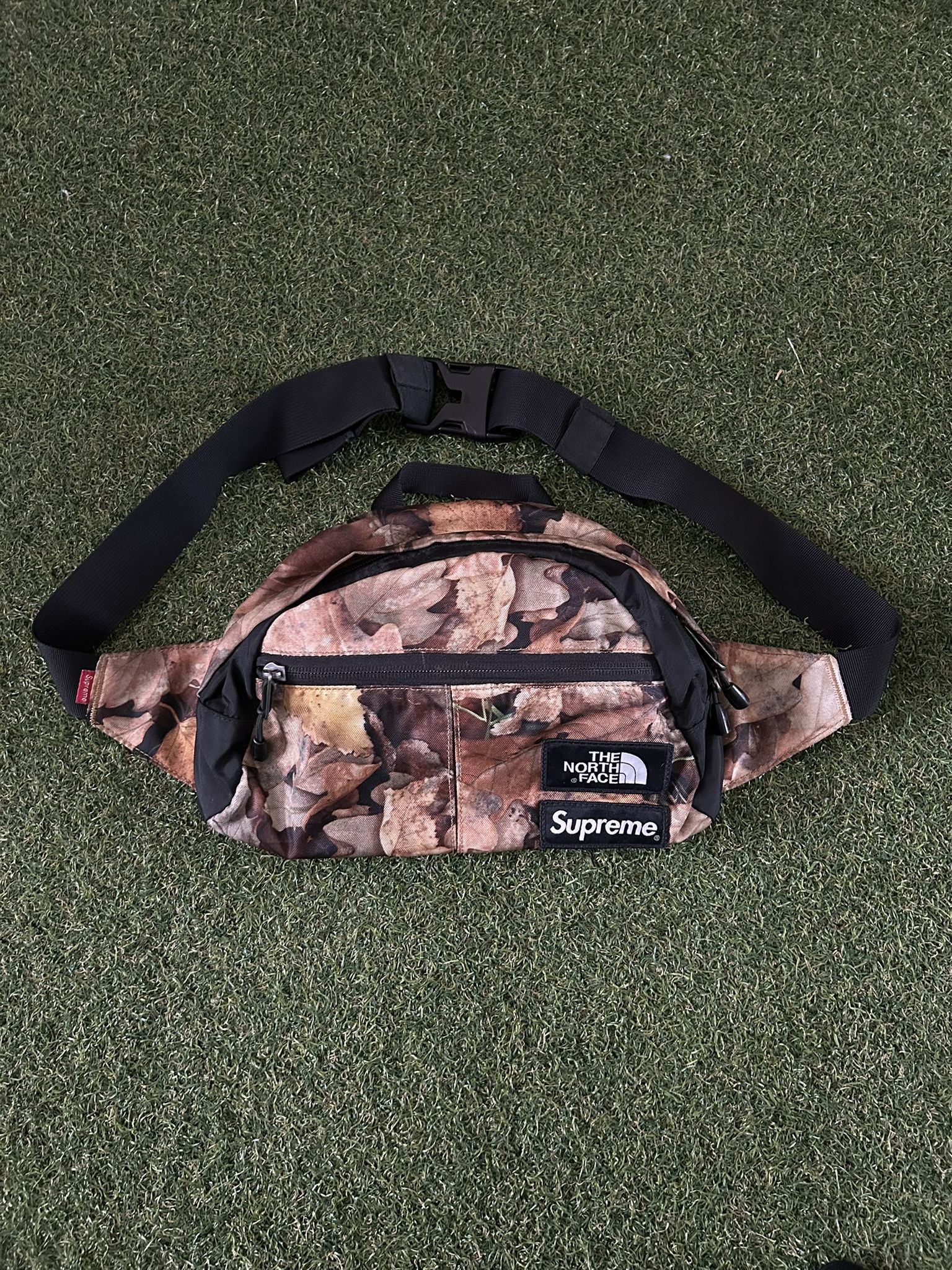 Supreme The North Face Waist Bag