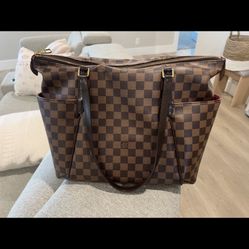Louis Vuitton DAMIER Totally MM Tote