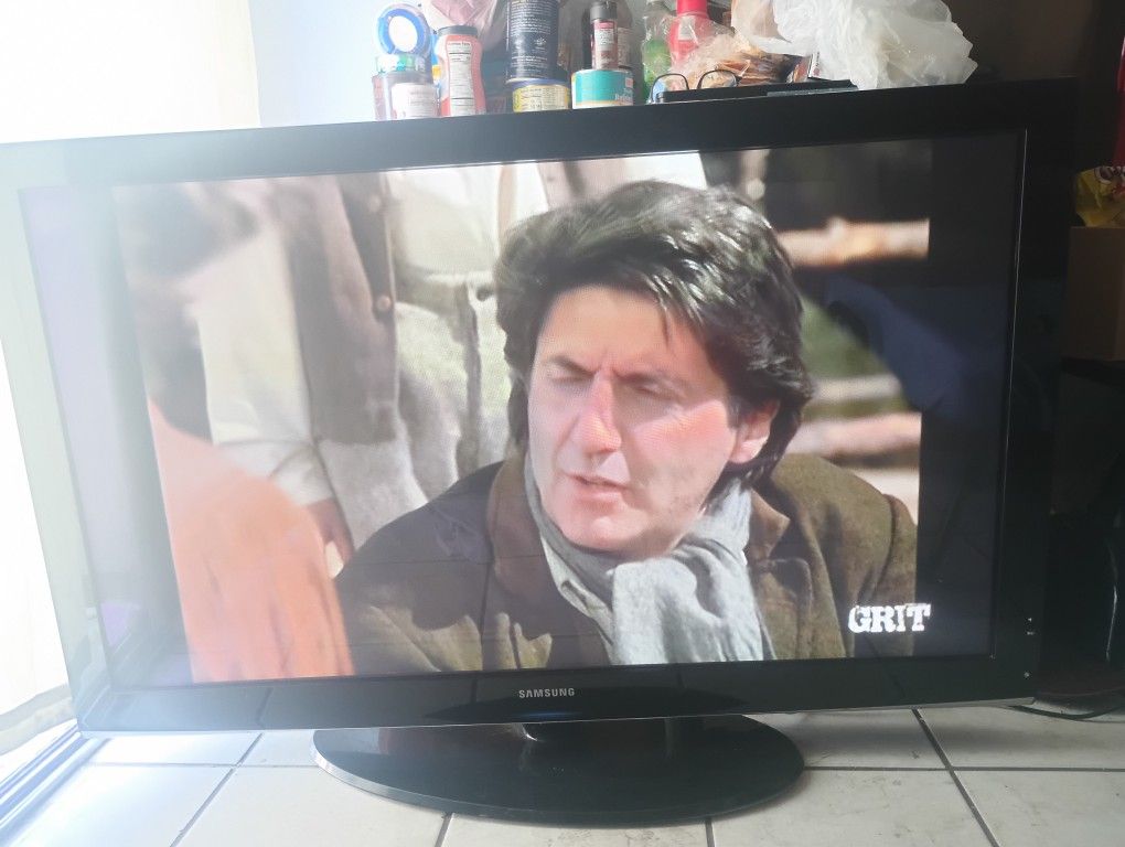 50-in Plasma Samsung TV