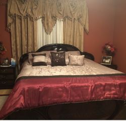 Vintage 6 Piece Bedroom Set-California King Size