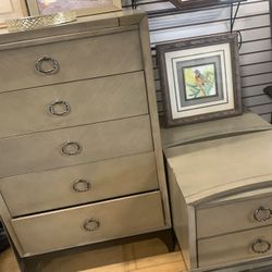 Elegant Chest With Built In Jewelry Case With Mirror 2 Night Stands