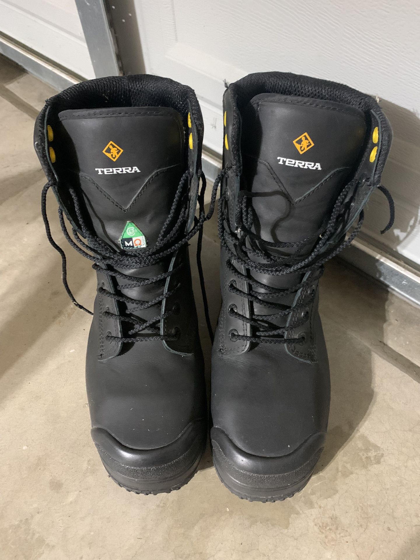 Terra Work boots. Size 11 Men