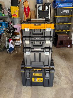 Dewalt Tough System 2.0 TSAK Tool Box System
