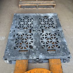 IGPS Plastic Pallet