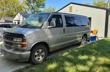 2002 Chevrolet Express 1500