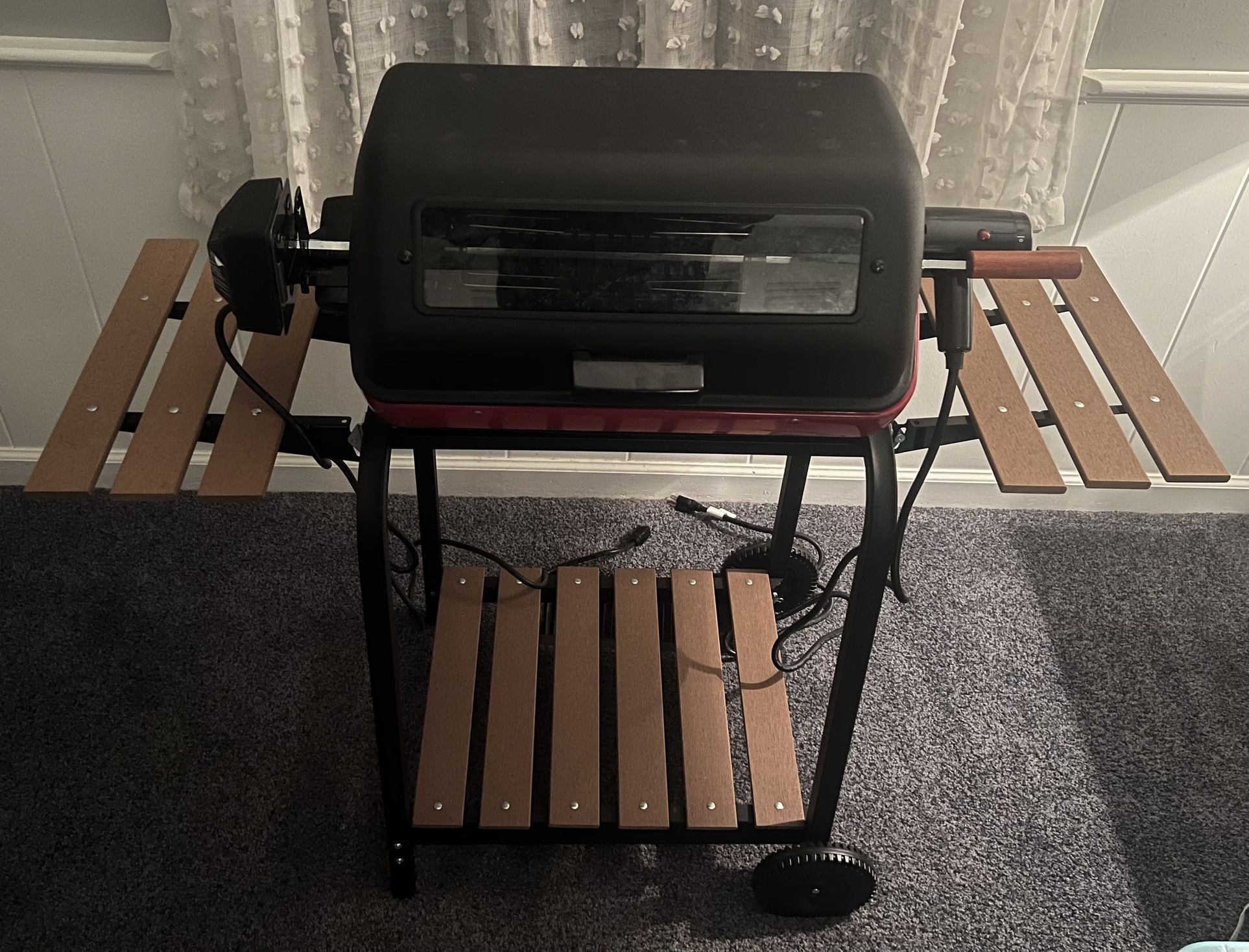 **Brand New** Americana Electric Grill (assembled) .     !!GREAT DEAL!!