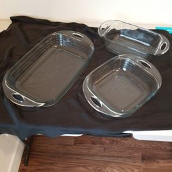 3 PIECE GLASS BAKEWARE SET 