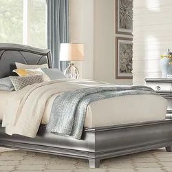 Silver King Bedroom Set