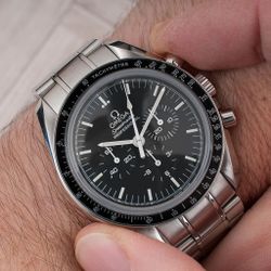 Omega Speedmaster Professional Moonwatch Sapphire