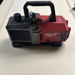 Milwaukee M18 Vacuum Pump 