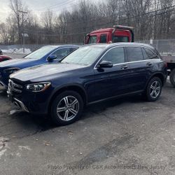 2022 Mercedes-Benz GLC 300