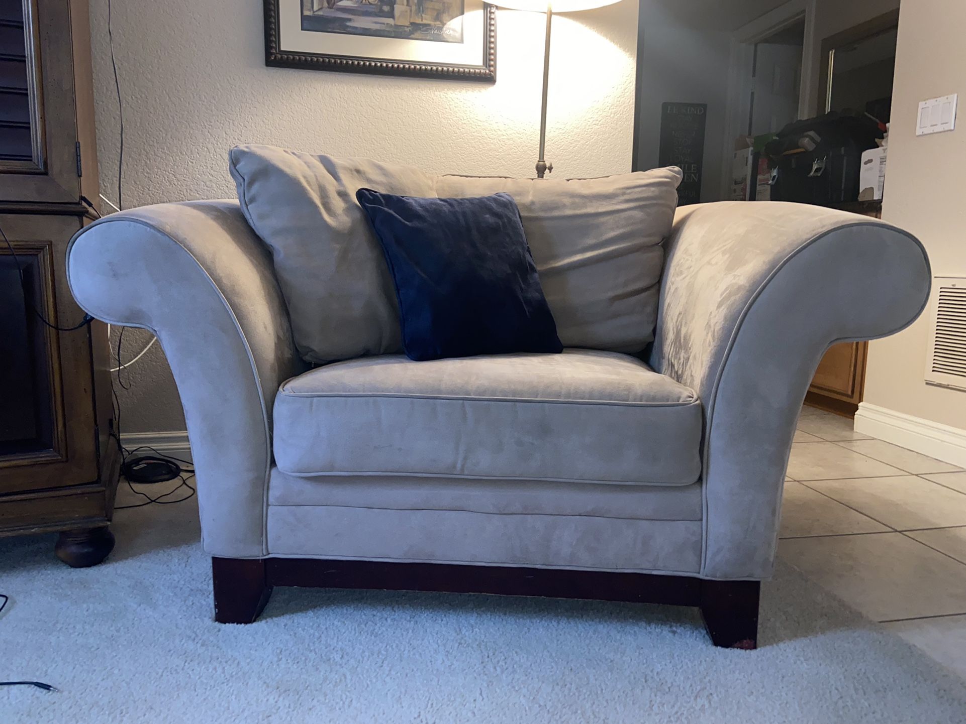 Oversized Chair Alcantara (faux suede)
