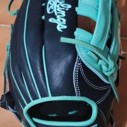 New !!!...Rawlings Heart of the Hide Glove, 12.75