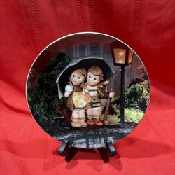 MI Hummel Collectors Plate Stormy Weather Danbury Mint Little Companions 1991