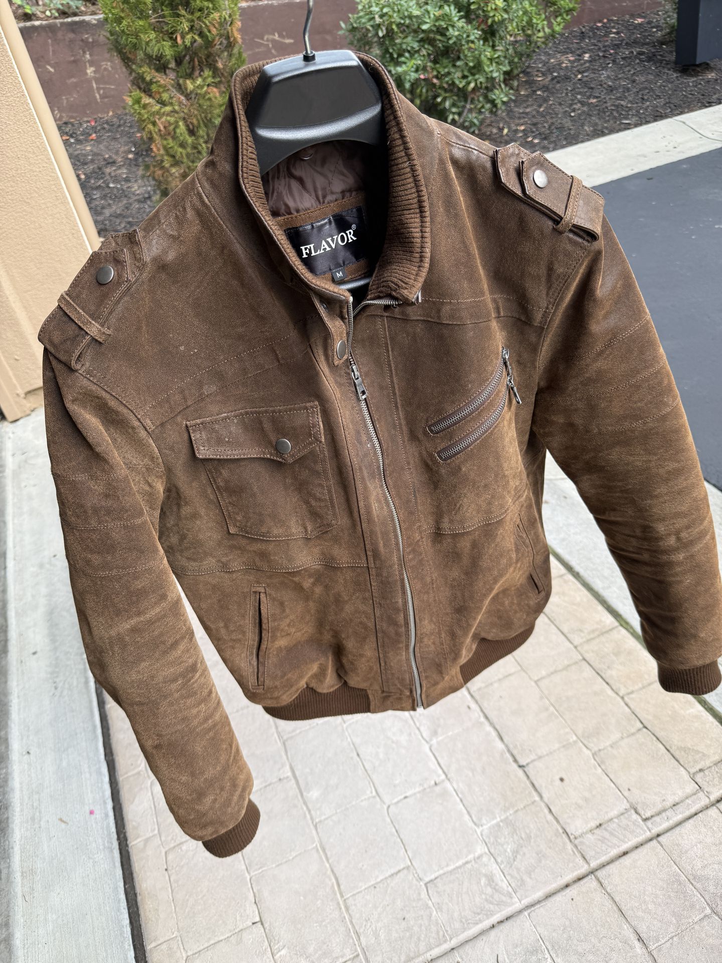 Men’s Brown Leather Jacket (medium)