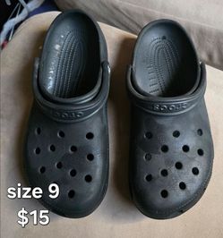 Crocs. Mens Size 9.      Arlington 76014