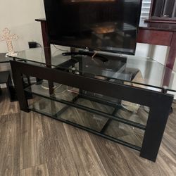 29’’ LG Gaming Monitor (1080p)  & Glass TV Stand  Table