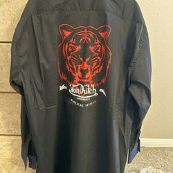 Von Dutch Men's 2XL Long Sleeve Black Shirt - Red Tiger Back
