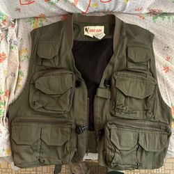 Eagle Claw fishing vest