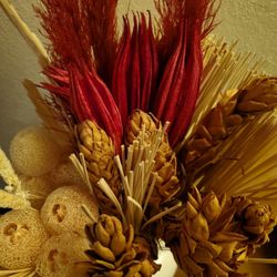 Dry Floral Arrangement
