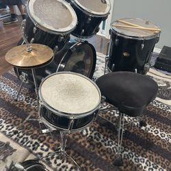 Tama Black Drum Set