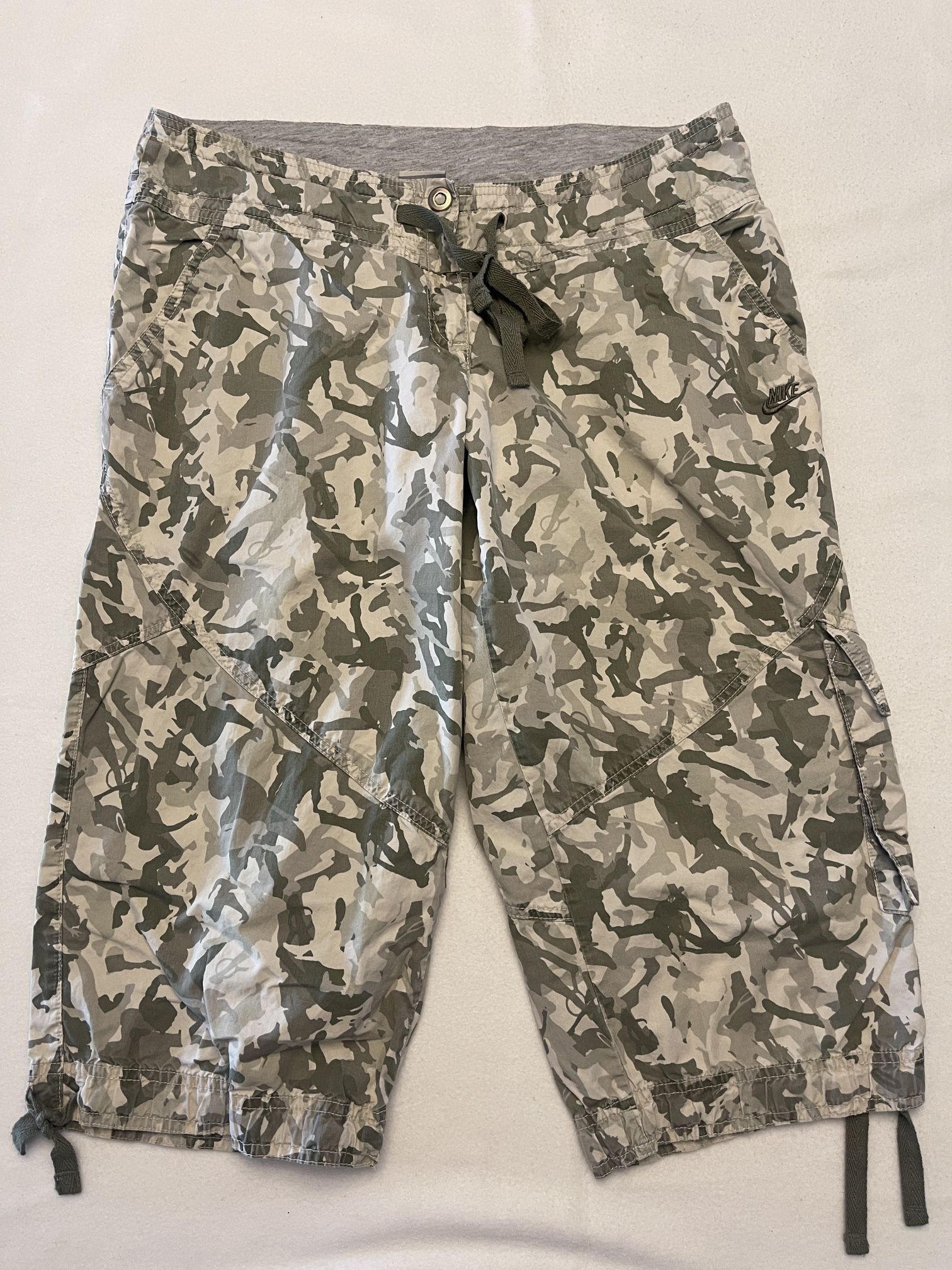 Size M Vintage Nike Womens Pants Drawstrng Cropped Athlete Camo Cargo #9