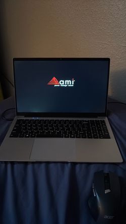 Omnica 15.6” FHD Laptop