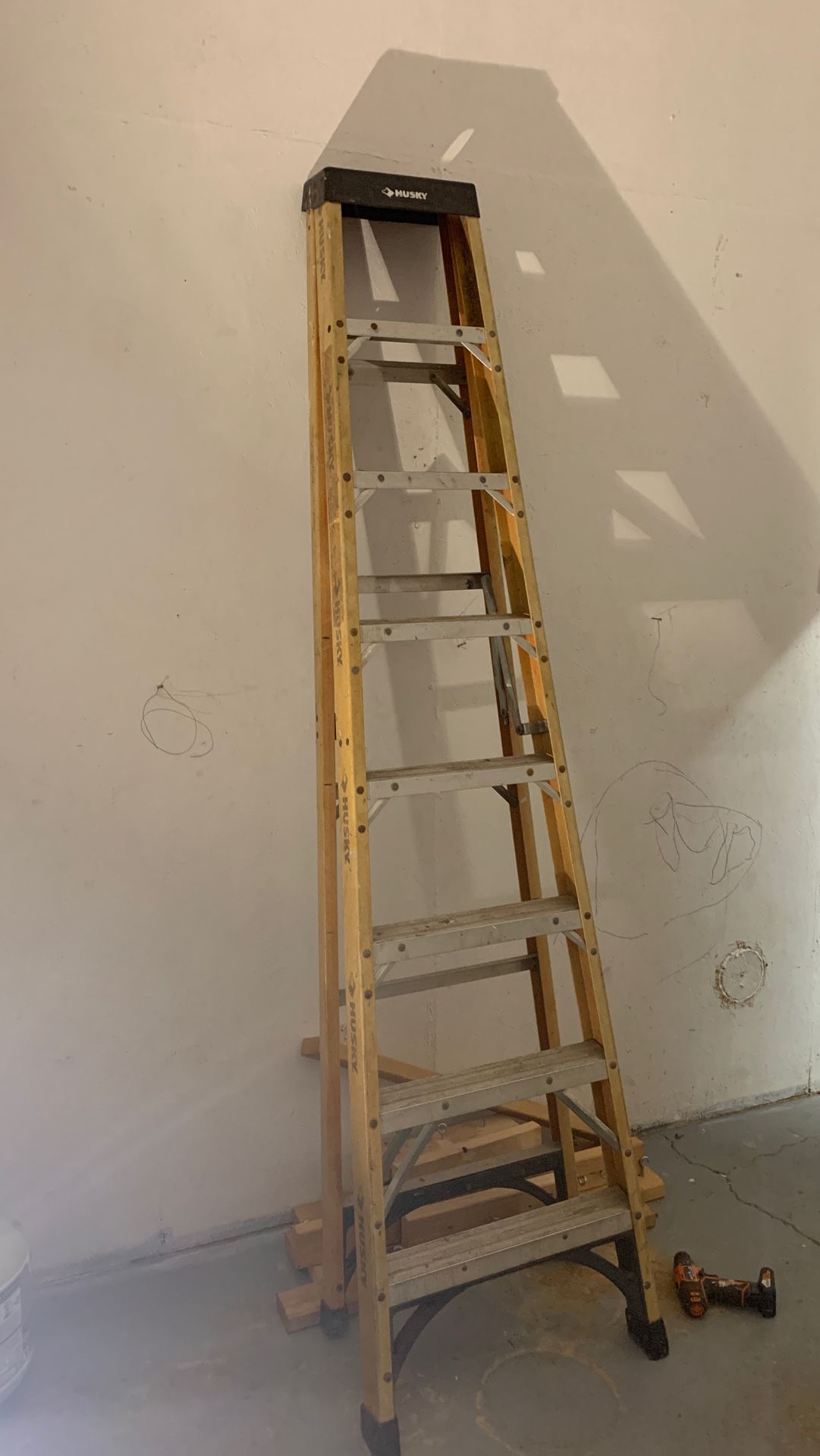 Husky 8ft ladder