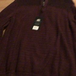 New Sweater Size Large Blackies Burgendy  