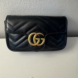 EUC GG Marmont Mini Shoulder Bag
