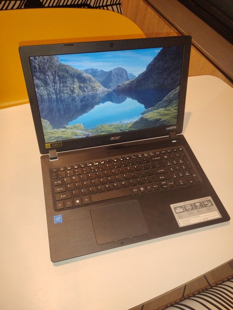Acer Aspire 3 8GB ram 500GB