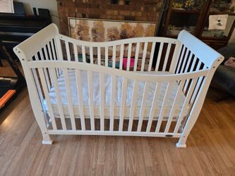 Baby Crib With Mattress