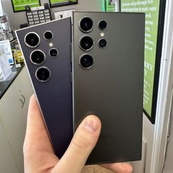 Unlocked Samsung Galaxy S24 Ultra 5G 512GB